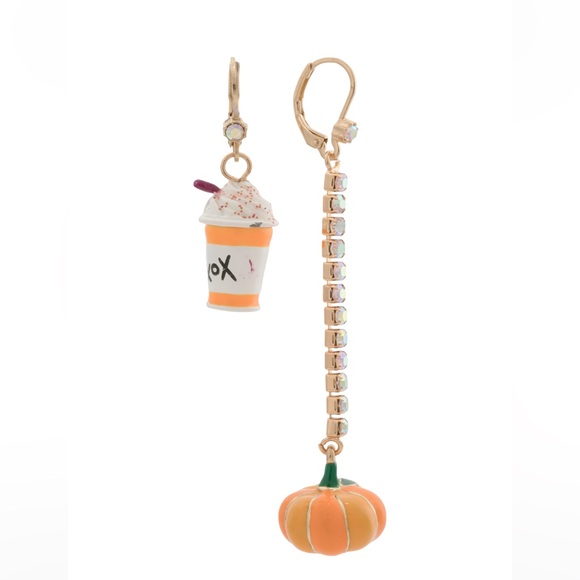 Betsey Johnson Pumpkin Spice Coffee & Pumpkin Mismatch Drop Earrings NWT - Picture 3 of 8